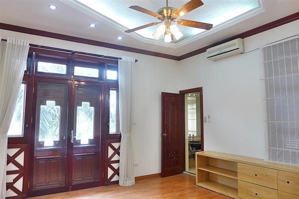 villas for rent in tay ho modern style with garden and swimming pool 27 09314