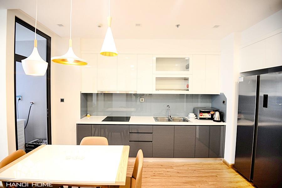 brand new 2 bedroom apartment in m1 metropolis lieu giai ba dinh dist 010 03563