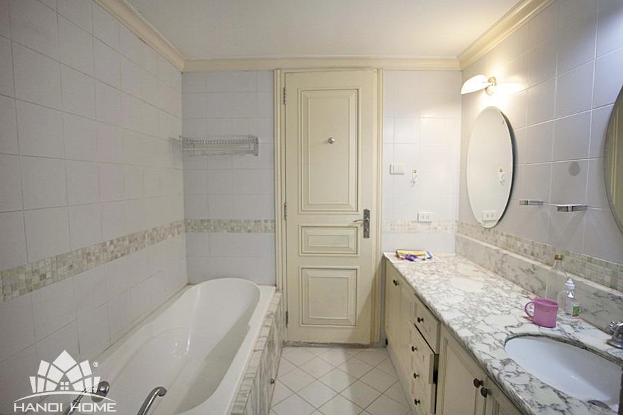 cozy 3 bedroom apartment for rent in the manor nam tu liem dist 011 55982