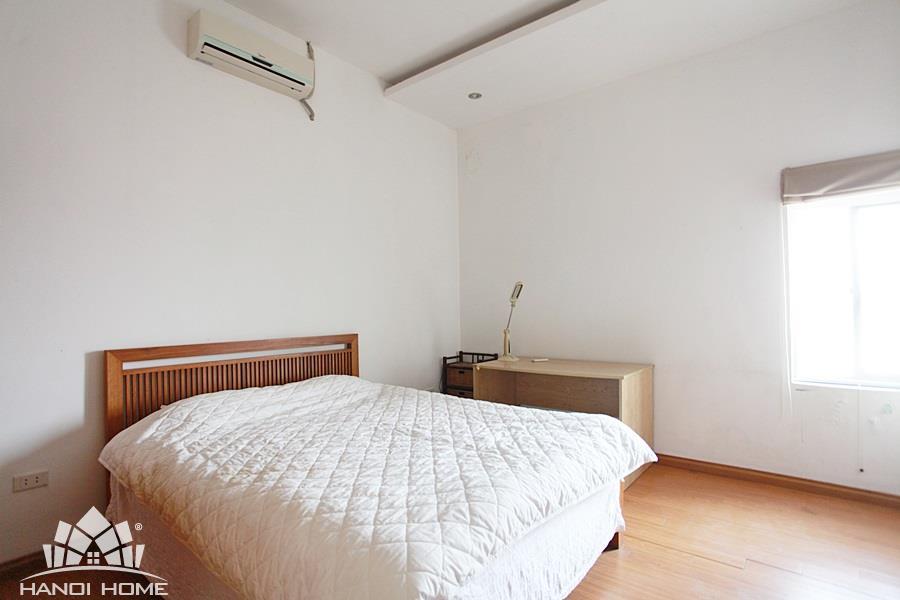 garden and street view 2 bedroom apartment for rent in xuan dieu tay ho 12 41552