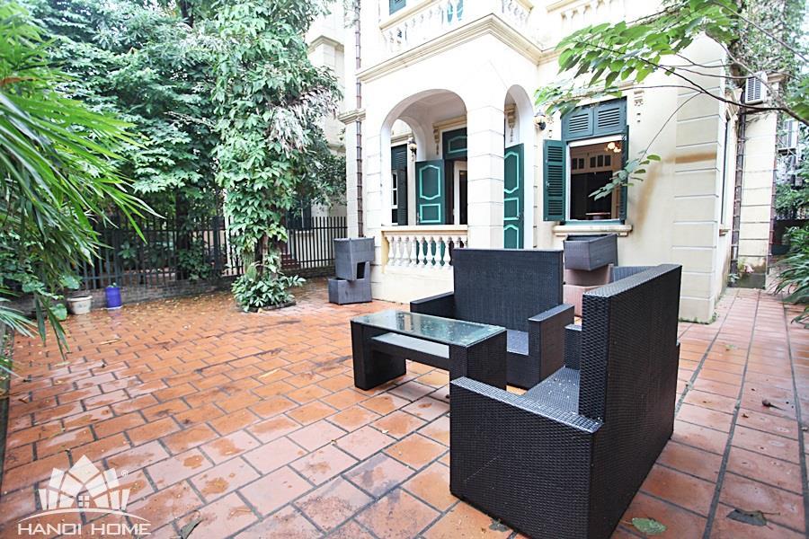 high quality 4 bedroom house in to ngoc van big courtyard 019 66503