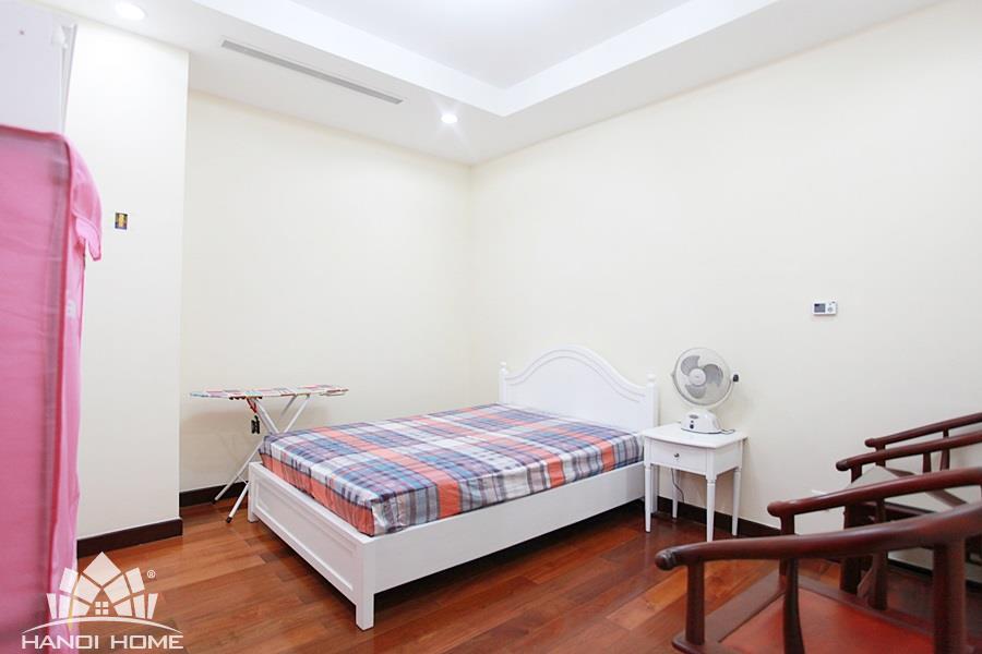 high view and cheap price 2 bedrooms apartment for rent in royal city 12 19378