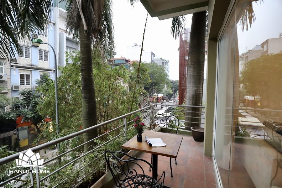 Appealing apartment on Linh Lang Street, Ba Dinh Dist, lovely balcony