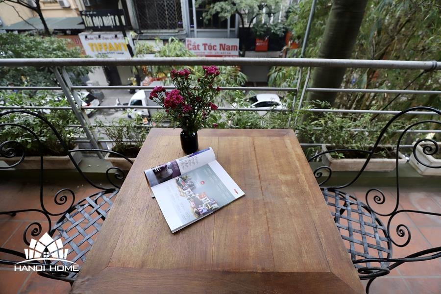 Appealing apartment on Linh Lang Street, Ba Dinh Dist, lovely balcony