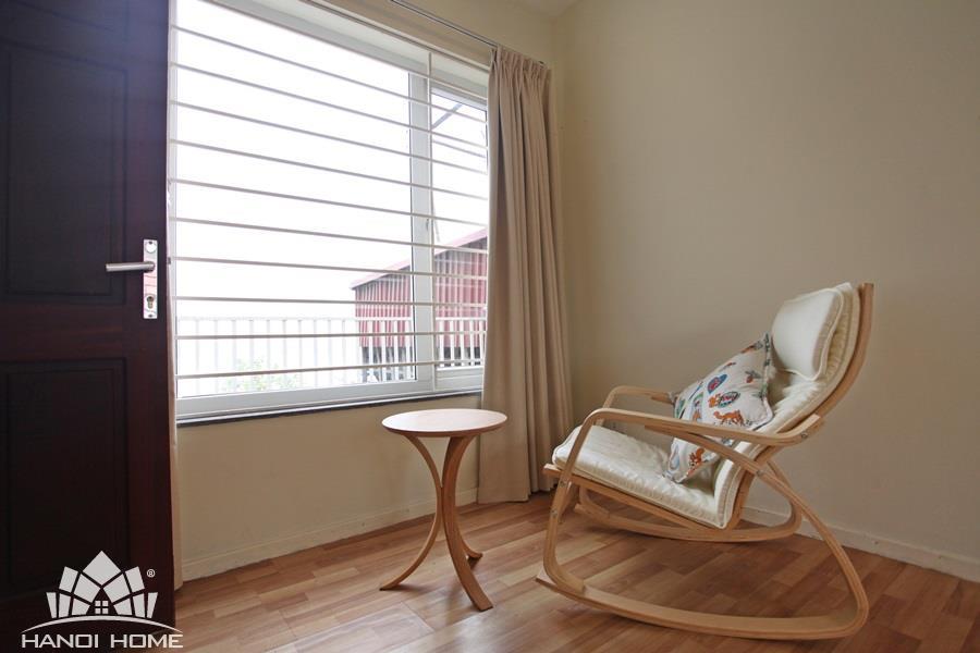 large and light apartment in trich sai 22 38967