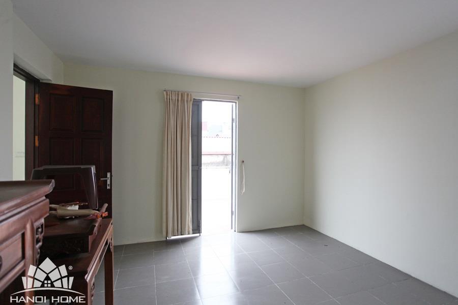large and light apartment in trich sai 29 30158