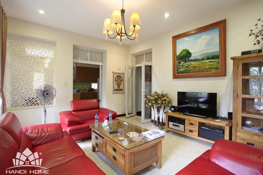 luxury large 4 bedroom villa for rent in splendora garden yard 8 53194