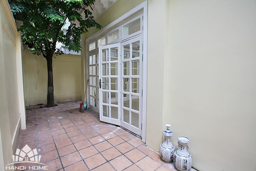 nice and spacious 4 bedroom house for rent in ciputra balcony 10 40989