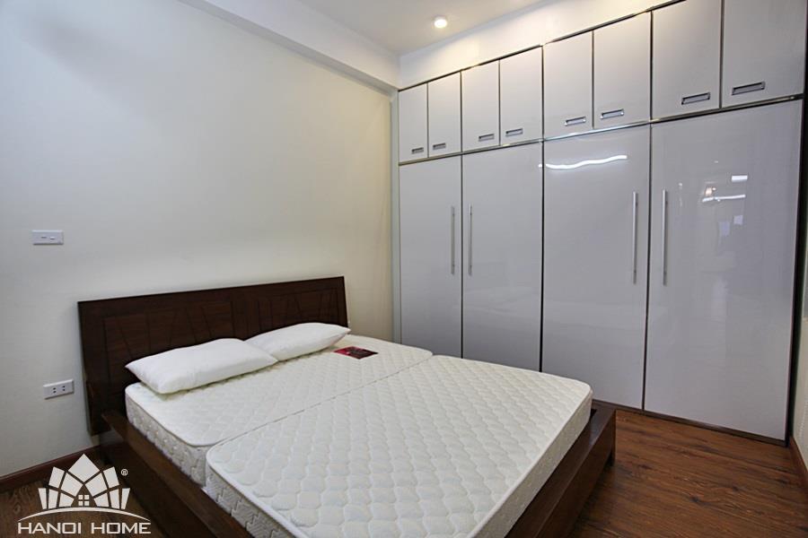 spacious 1 bedroom apartment for rent in tay ho dist balcony 008 81451