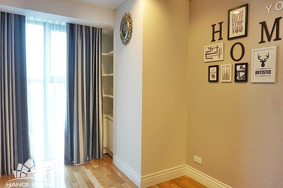 spacious 2 bedroom apartment for rent in hai ba trung balcony 009 97602