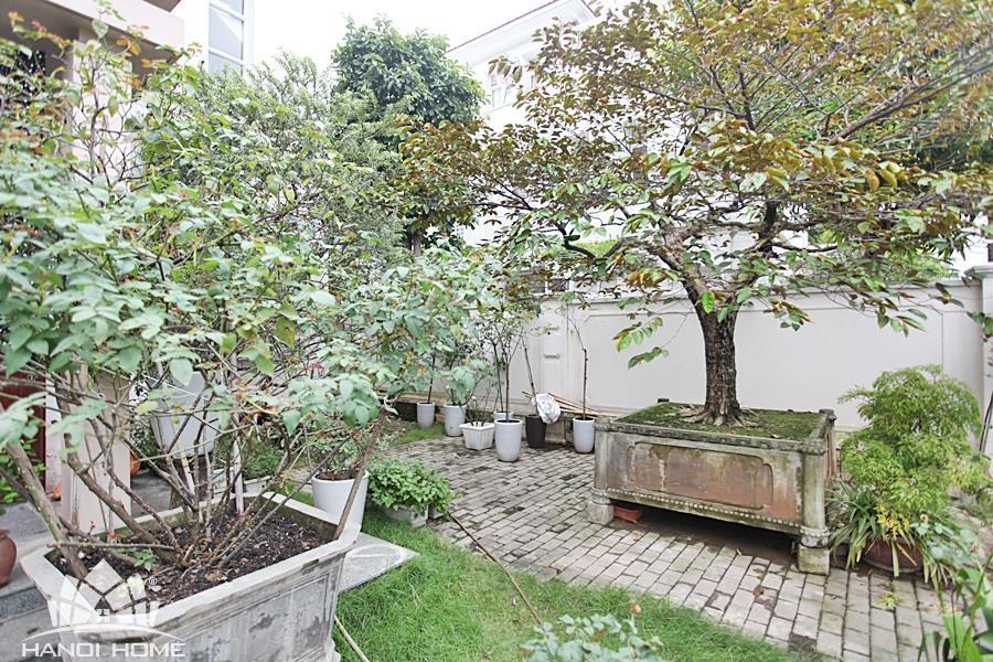 villa with spacious garden for rent in splendora an khanh 3 06729